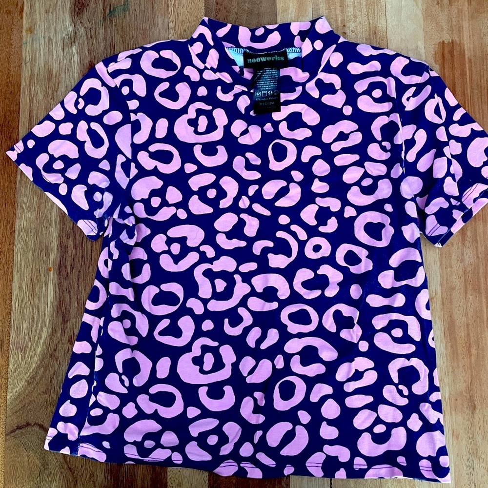 Nooworks Cheetah Mock Neck short sleeve top